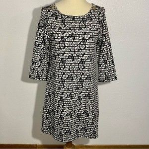 NEW Isle by Melis Kozan Davinci Shift Dress Women’s Sz S Black White 3/4 Sleeve